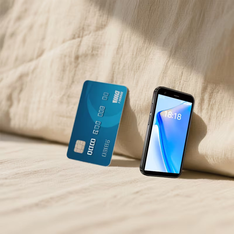 Compact Mobile Phone – Easy-to-Use Device for Calling Ideal Holiday Gift